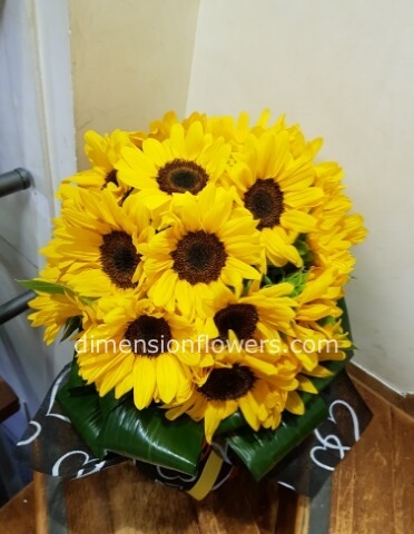 Bouquet di girasoli base