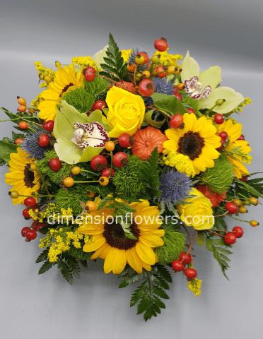 Bouquet di fiori assortiti sui toni del giallo