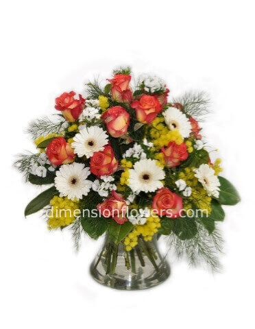 Bouquet di fiori assortiti e mimosa base