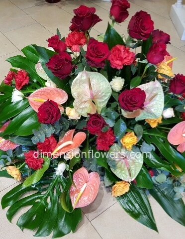 Cuscino funebre extra con fiori di stagione